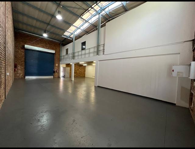 354M² WAREHOUSE TO LET IN STRIJDOMPARK